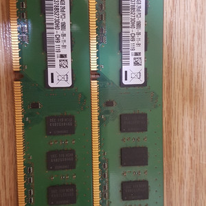 삼성 4gb 2rx8 pc3-10600 램 팝니다