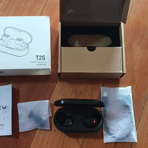 QCY T2S