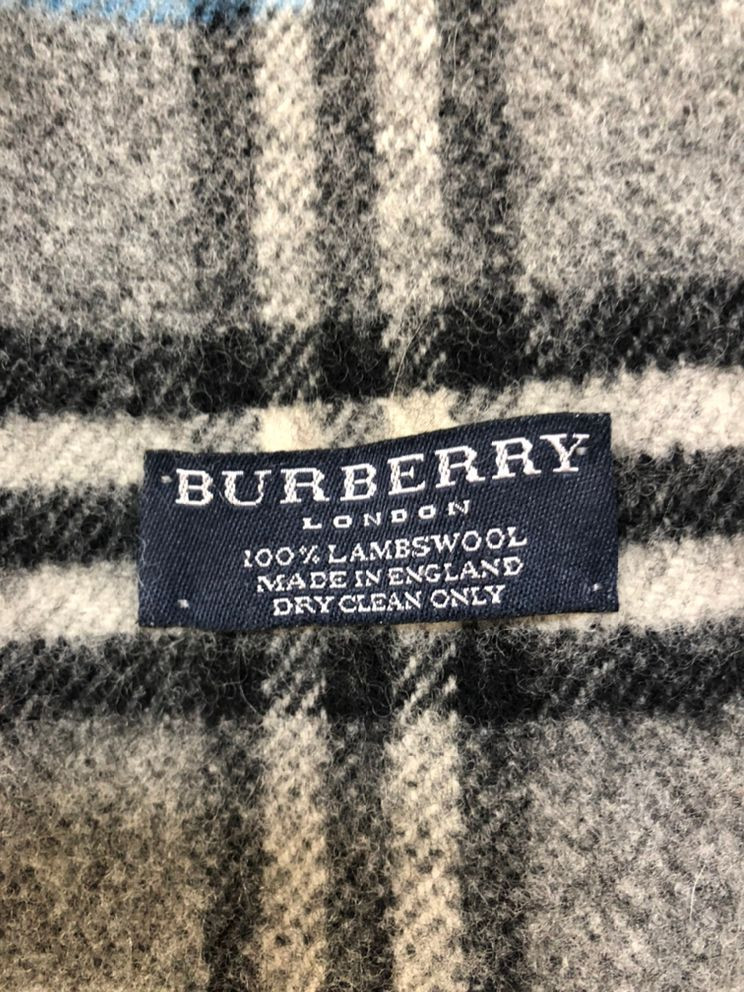 [정품] 버버리 머플러입니다. 이미지
