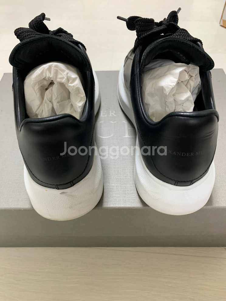 알렉산더맥퀸 오버솔 블랙 36.5(정품)--1