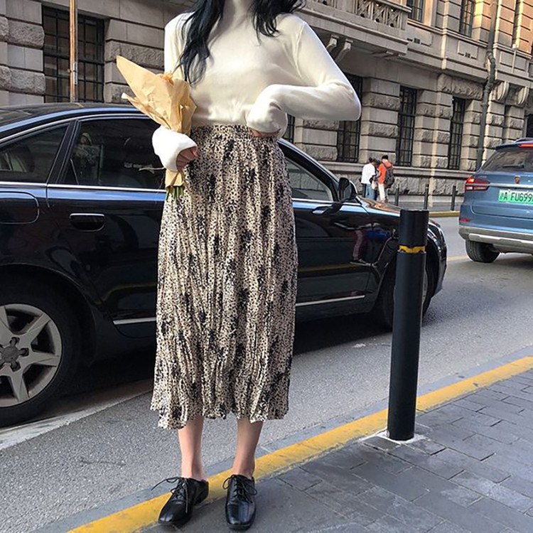 유니크한 패턴 밴딩 주름 롱 스커트--1