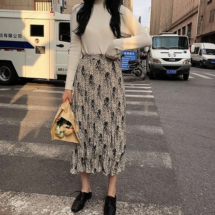 유니크한 패턴 밴딩 주름 롱 스커트 이미지