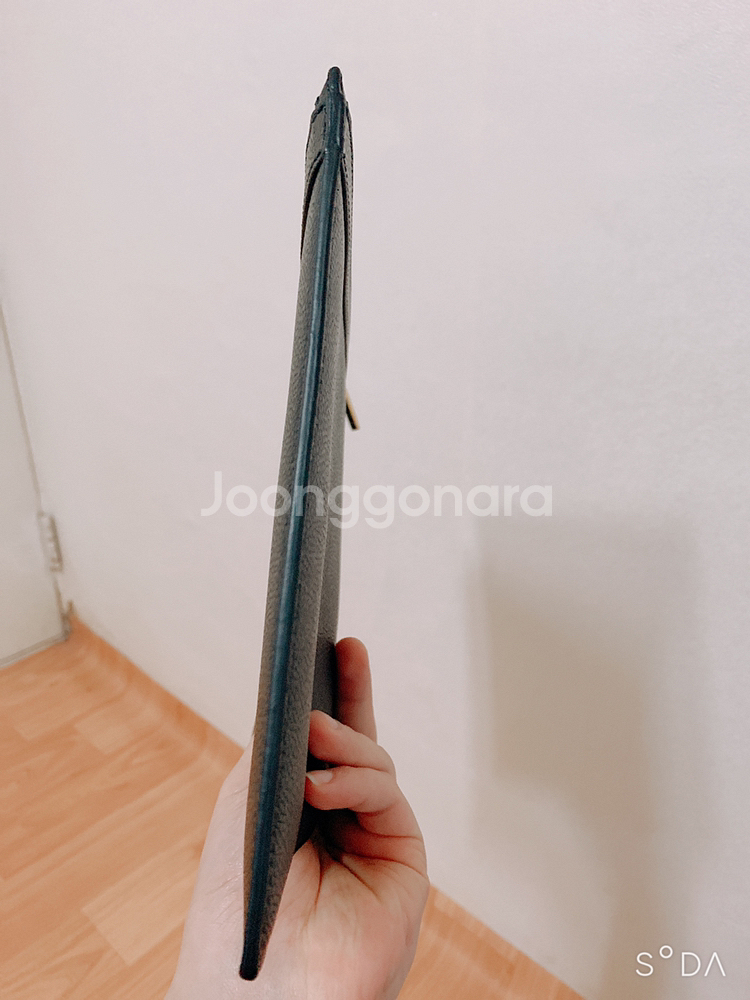 정품 톰브라운클러치 교신합니다 추금o--3