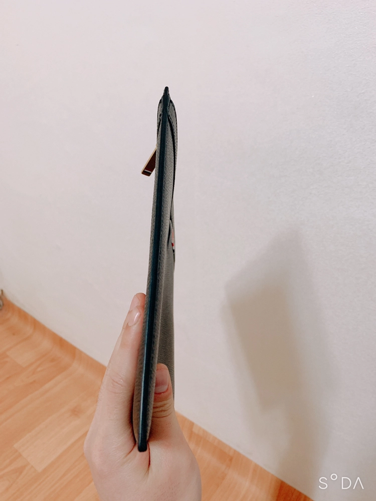 정품 톰브라운클러치 교신합니다 추금o 이미지
