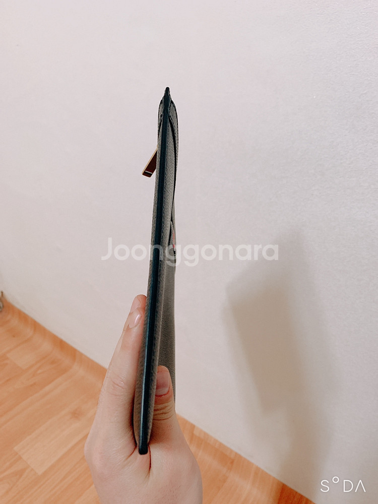 정품 톰브라운클러치 교신합니다 추금o--4