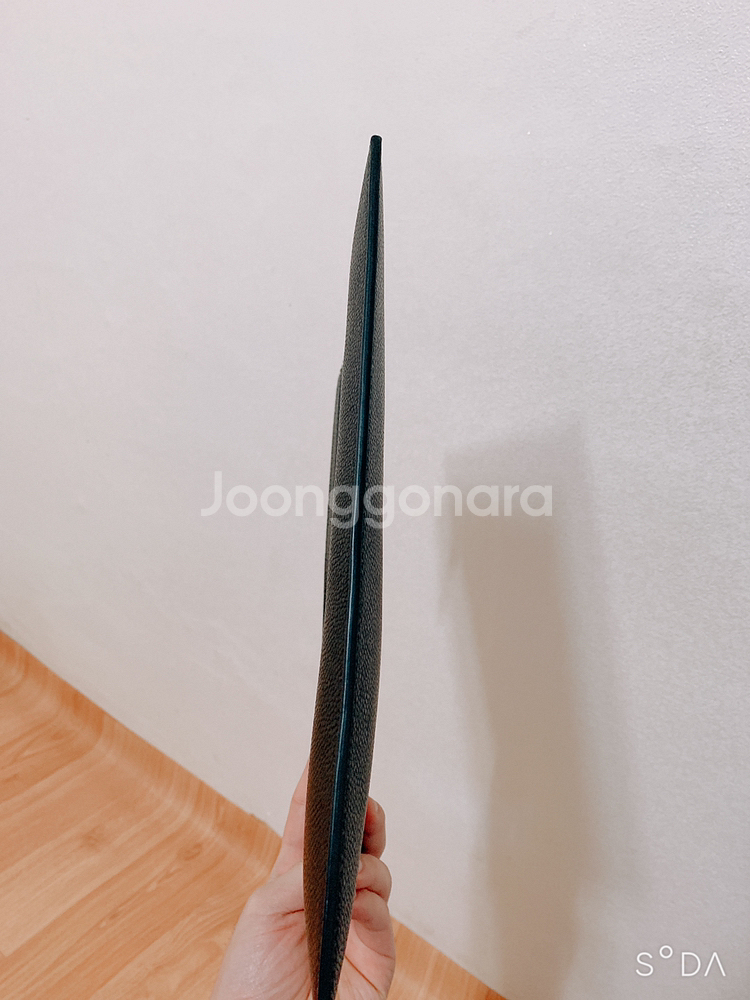 정품 톰브라운클러치 교신합니다 추금o--5
