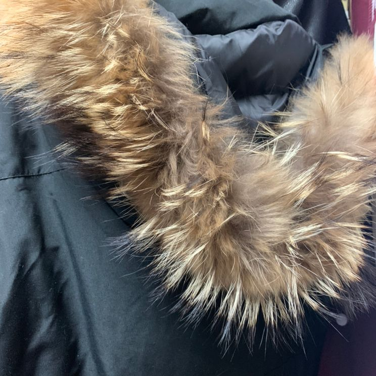 김고은 도깨비 디스커버리 다운자켓 여성100--7