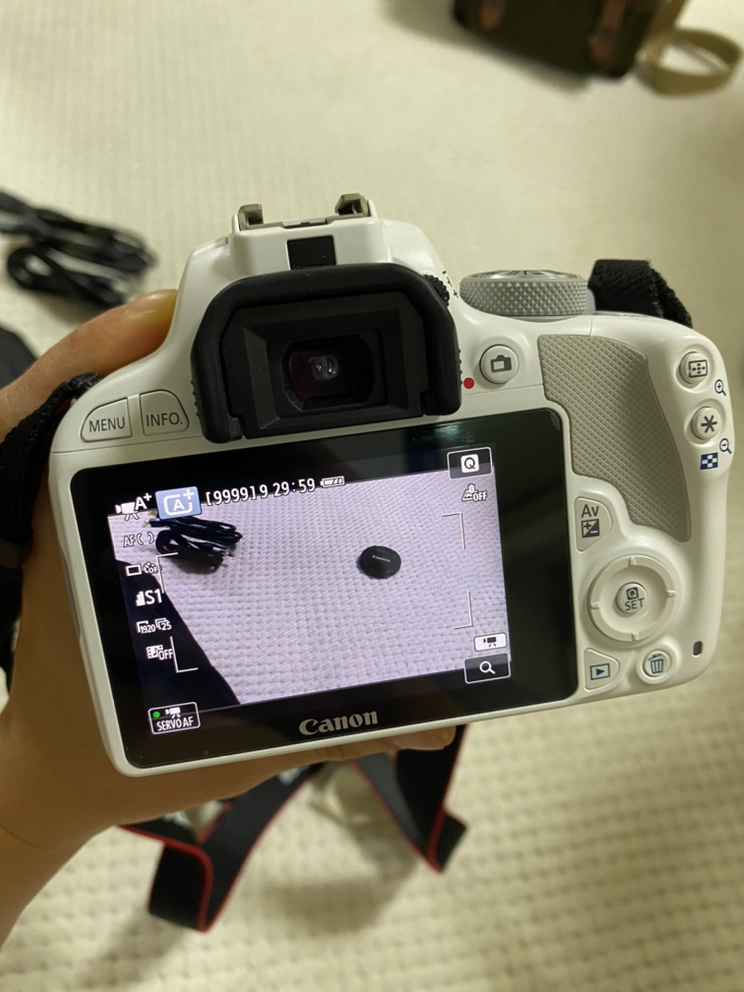 캐논 EOS100D 18-55mm 이미지