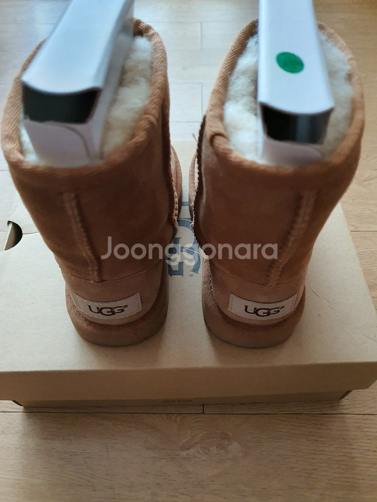 정품 UGG 어그 키즈 부츠(정가 184,000)--1