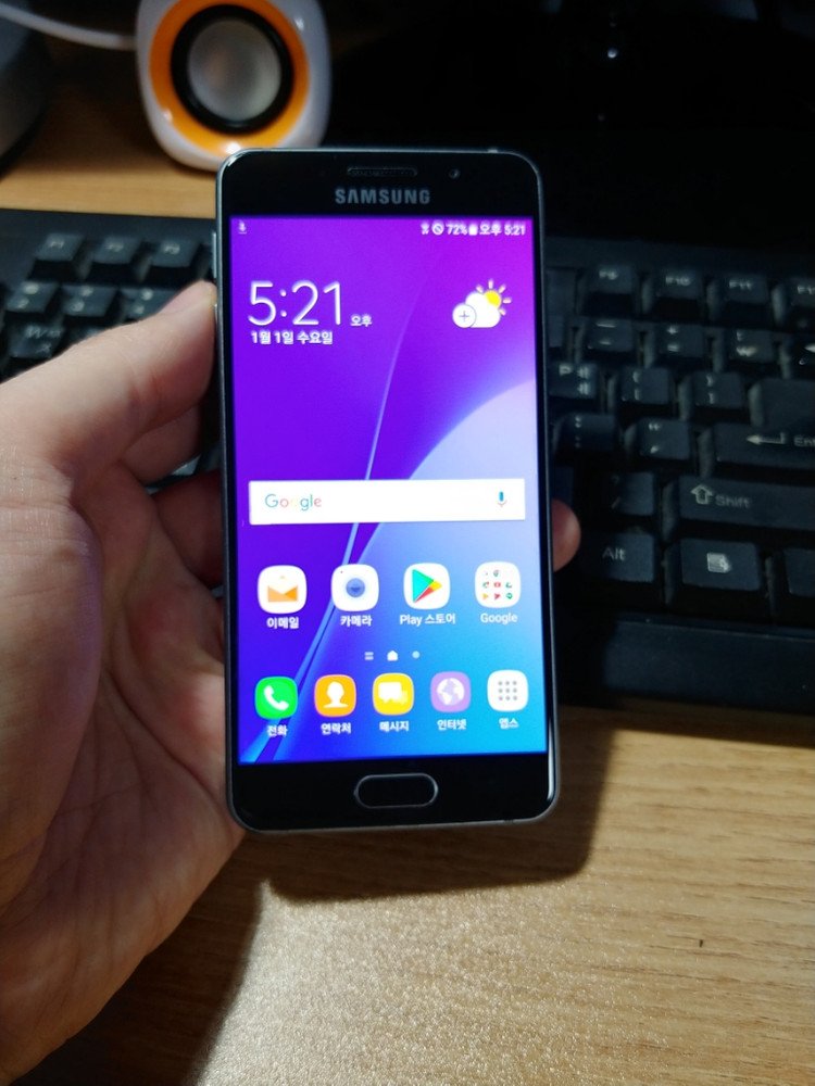 갤럭시 A3 2016 A310 블랙 4.5만 정상해지--0
