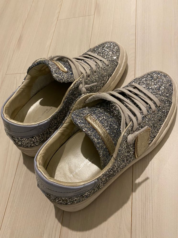 필립모델 스니커즈 이미지