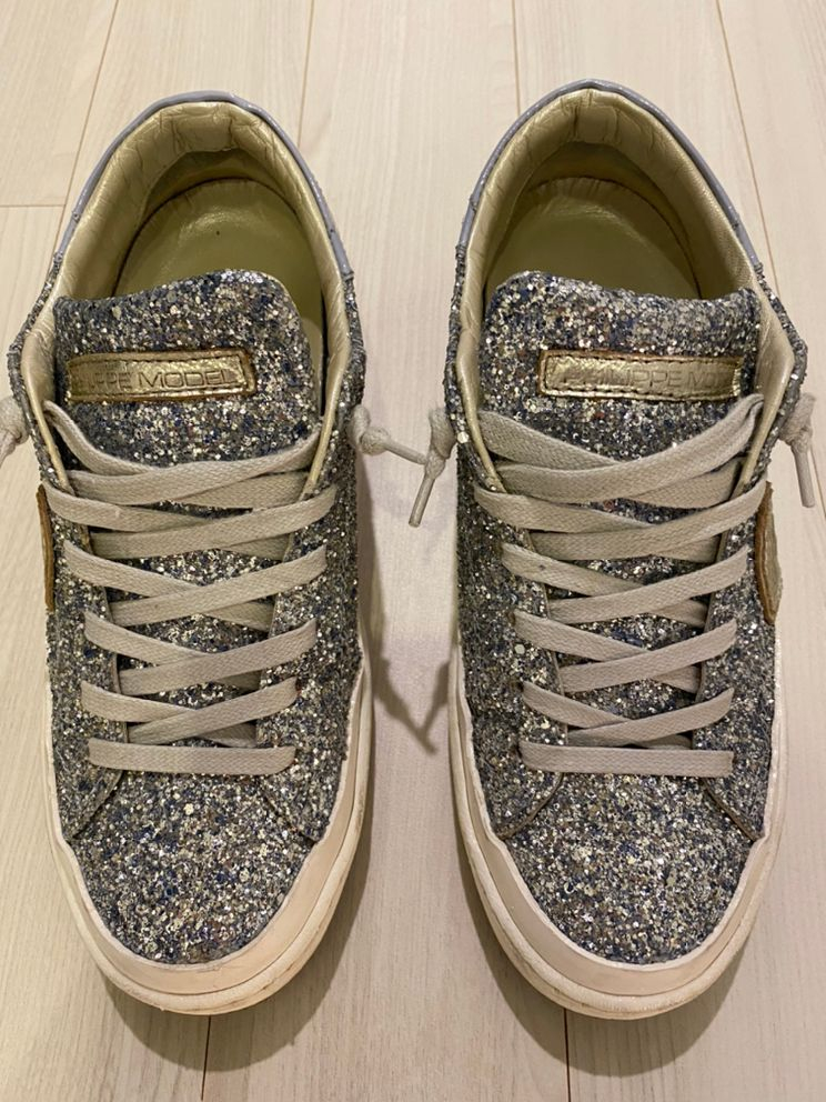 필립모델 스니커즈 이미지