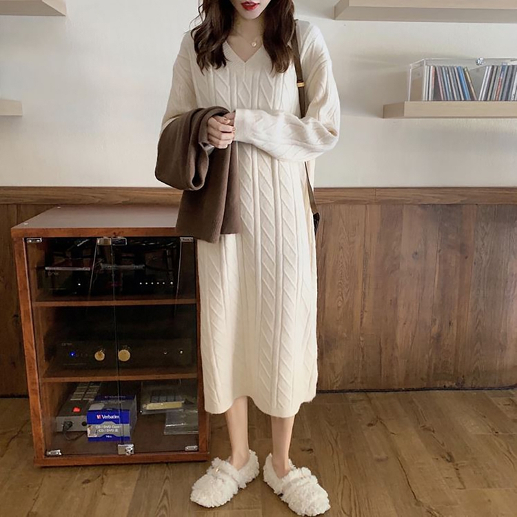 브이넥 패턴 데일리 니트 롱 원피스 이미지