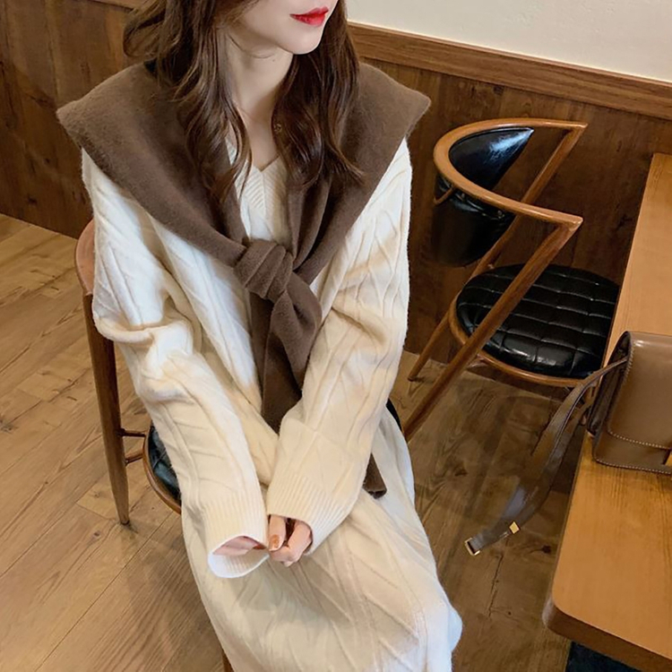 브이넥 패턴 데일리 니트 롱 원피스 이미지