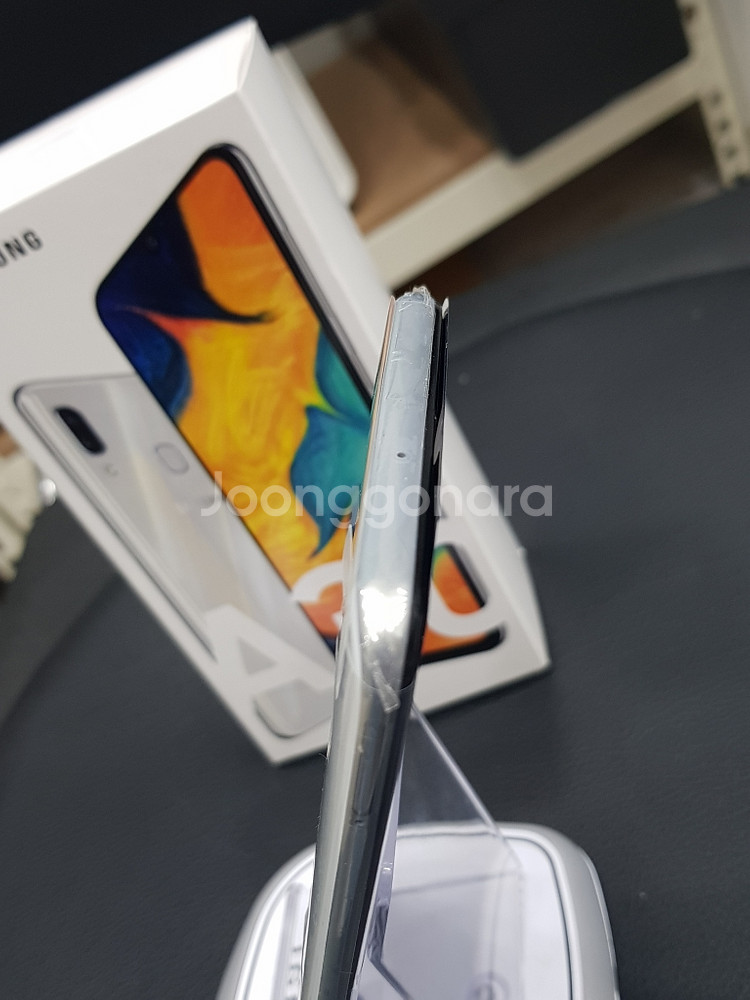 갤럭시 A30 신품급 팜니다.(할부X약정X가입X)--5