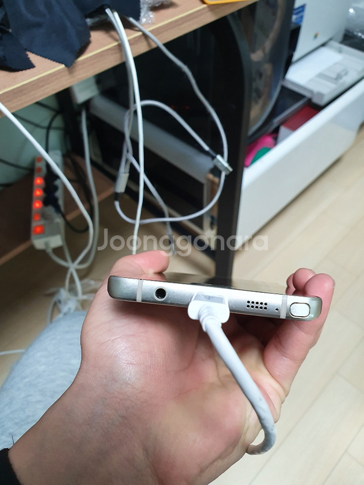 lg 노트5 32g 8만원에팝니다--2