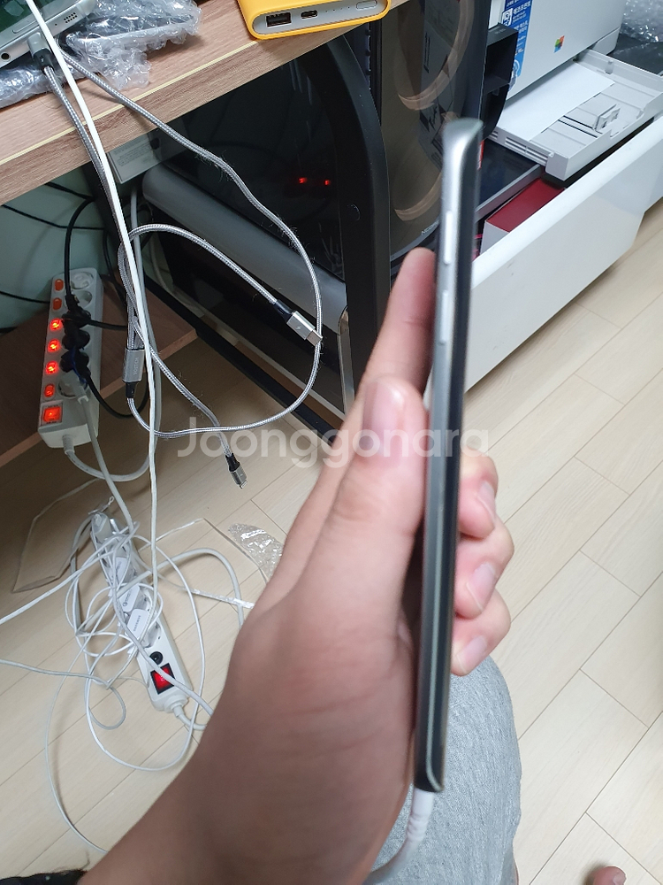 kt 갤럭시s6엣지 32g 8만원에팝니다--3