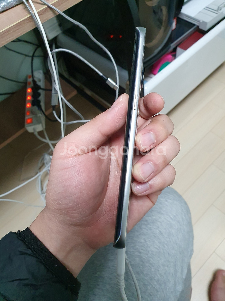 kt 갤럭시s6엣지 32g 8만원에팝니다--5