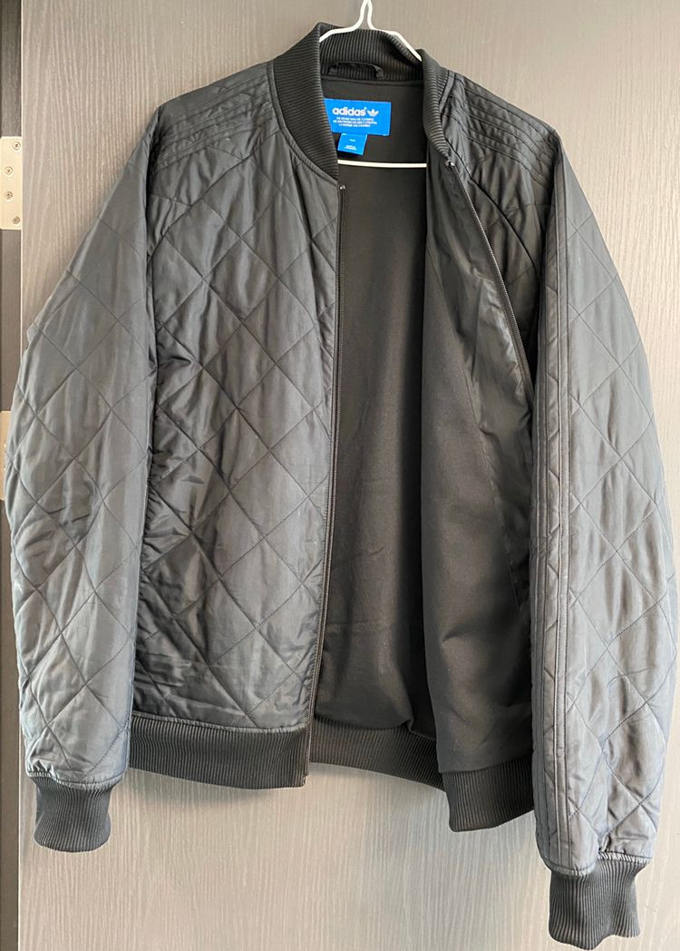 아디다스 바람막이 자켓 이미지
