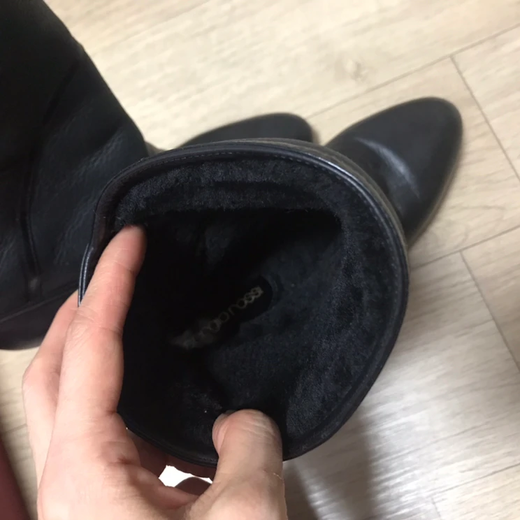 세르지오로시 부띠 이미지