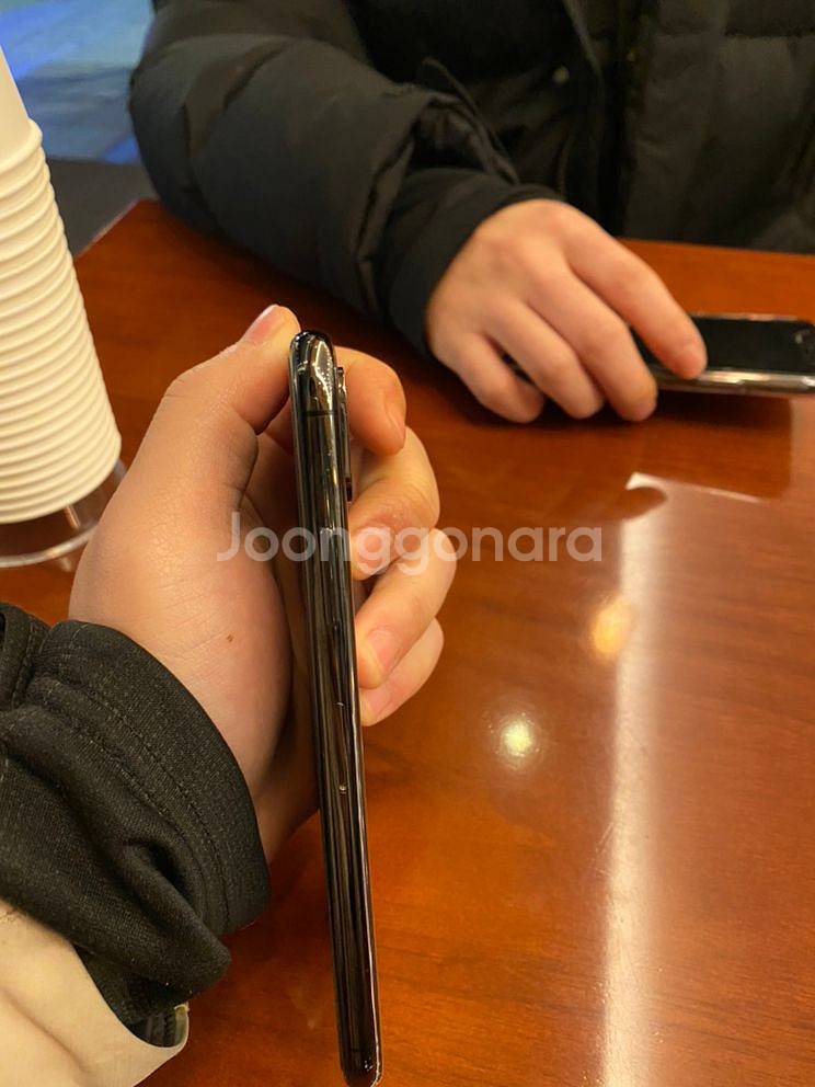 아이폰 xs 256 55직거래--2