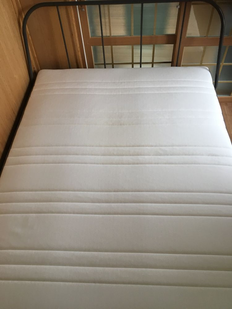 [제주도]이케아 클래식 퀸침대프레임과 기절매트리스 세트 이미지