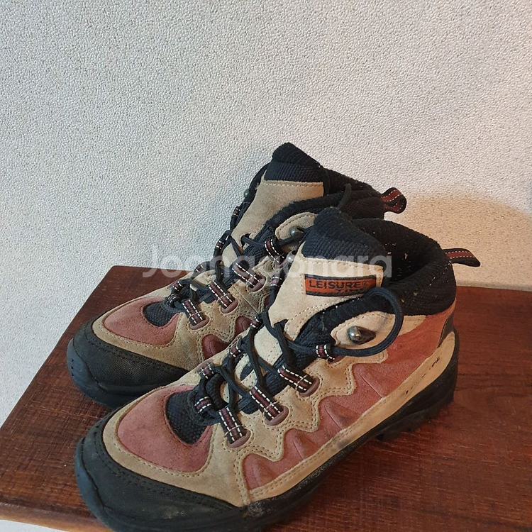 등산화(250cm)--0