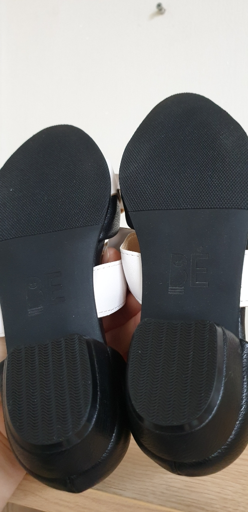 베베베베 여아구두 200사이즈 블랙 이미지