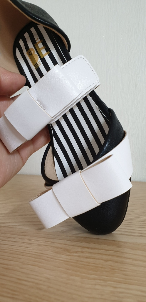 베베베베 여아구두 200사이즈 블랙 이미지