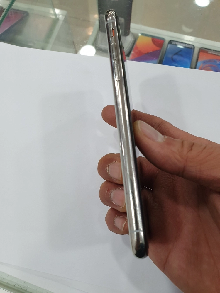 아이폰XS 64G 실버 팝니다 이미지