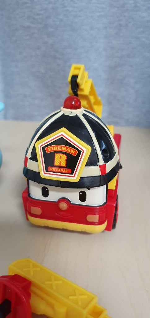 폴리 앰버 로이 헬리 변신장난감 이미지