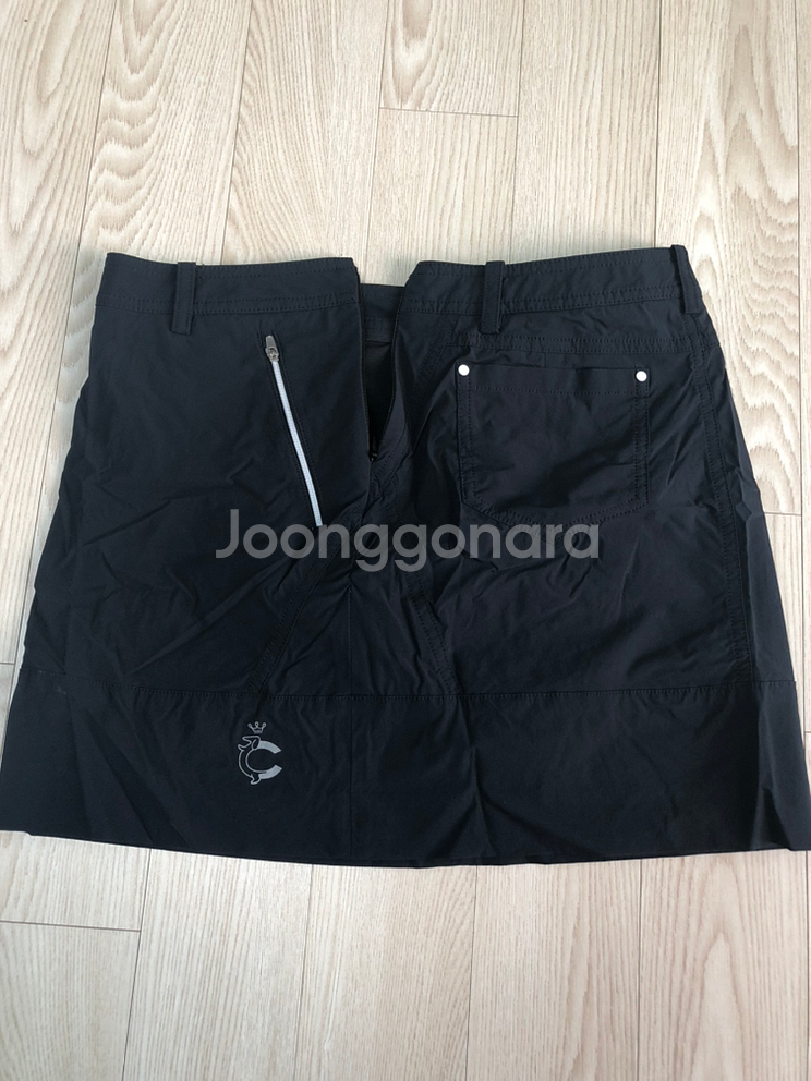 루이까스텔 여성 골프치마 새것 70--0