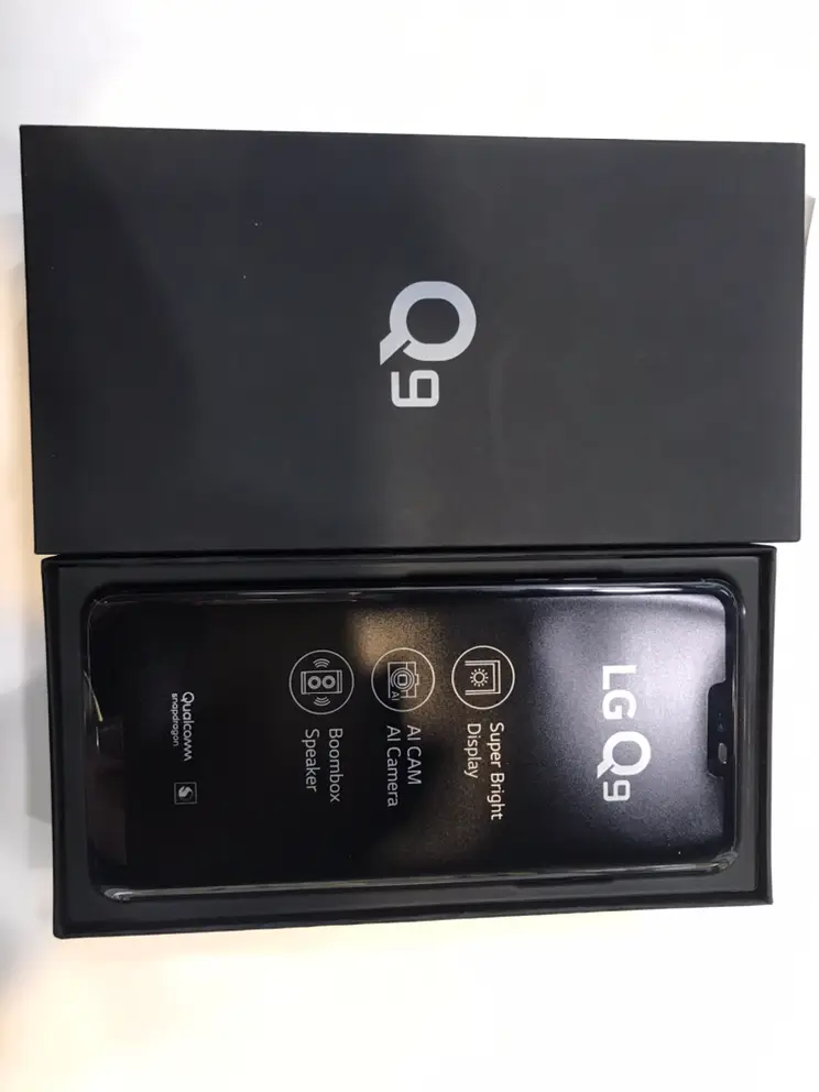 LG Q9 블랙 64기가 가개통 단순개봉 미사용 이미지