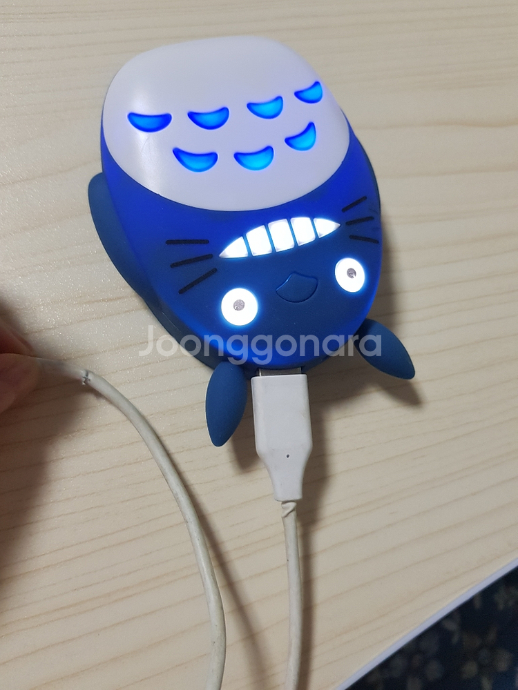 불나오는 카카오프렌즈 보조밧데리--8