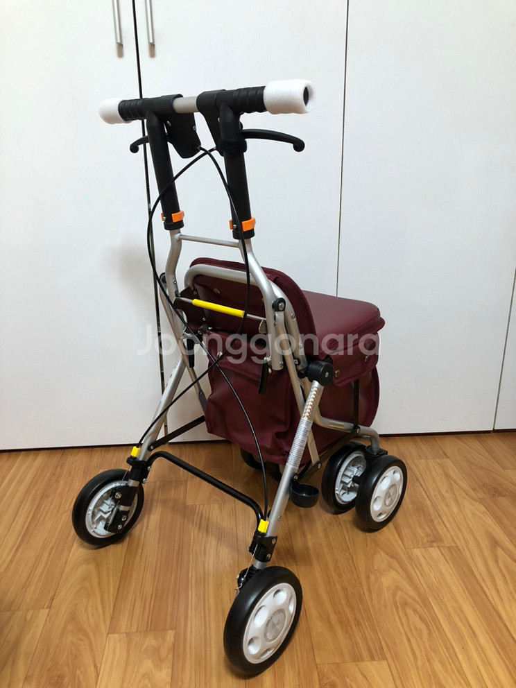 미개봉새상품) 라온아띠 kcs-302 노인 보조보행기--1