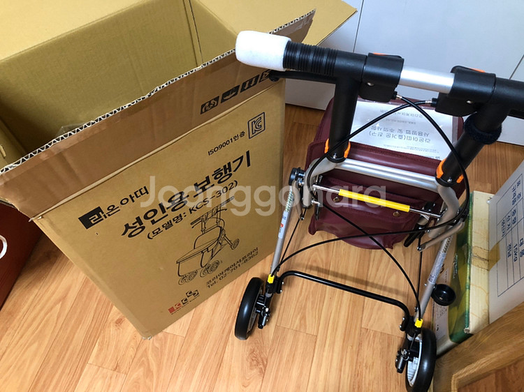 미개봉새상품) 라온아띠 kcs-302 노인 보조보행기--6