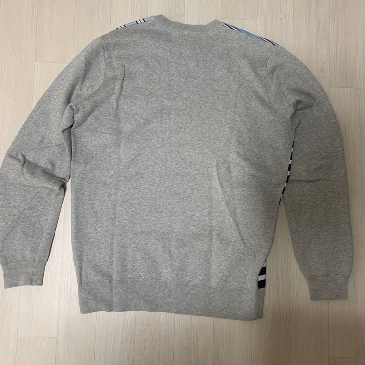 라코스테 라이브 “니트”판매해요--2