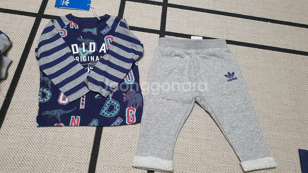 아디다스키즈상하복세트 새상품--0