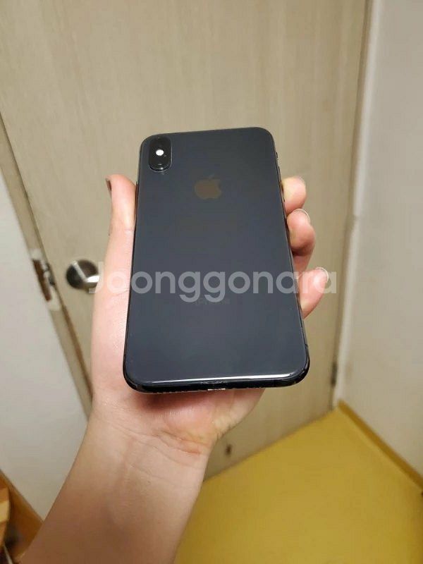 아이폰xs 블랙 A급 64g 540.000원 개인입니다--3