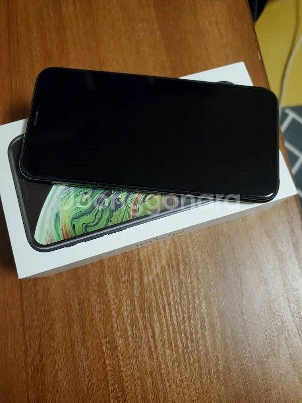 아이폰xs 블랙 A급 64g 540.000원 개인입니다--4
