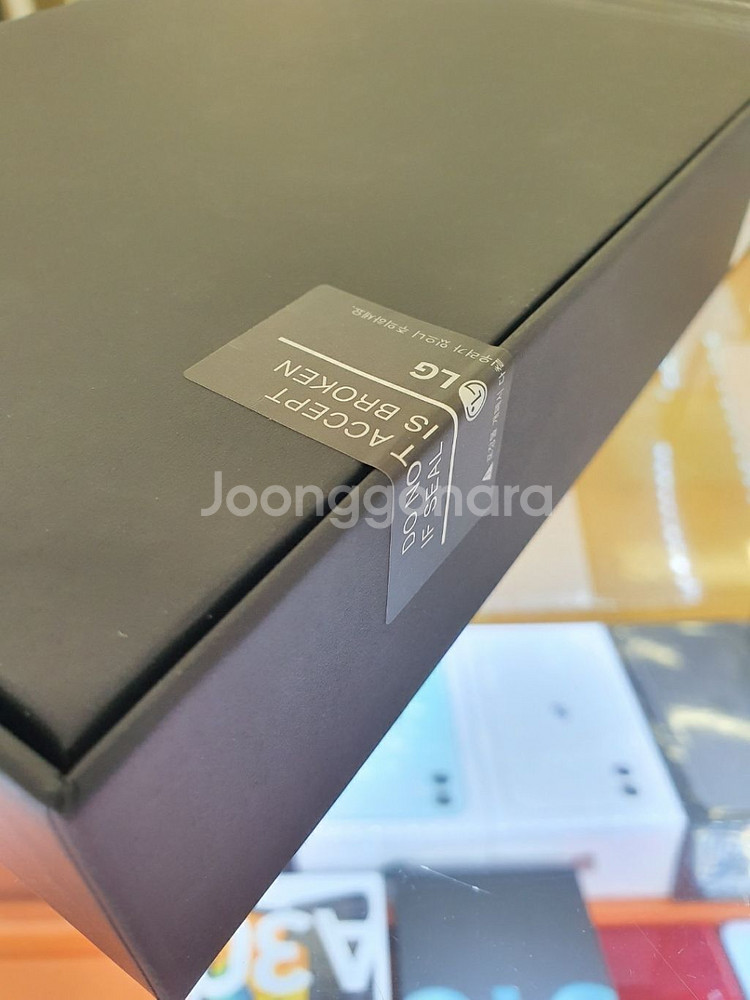 미개봉 새상품 지패드5 10.2인치 실버 T600L--3