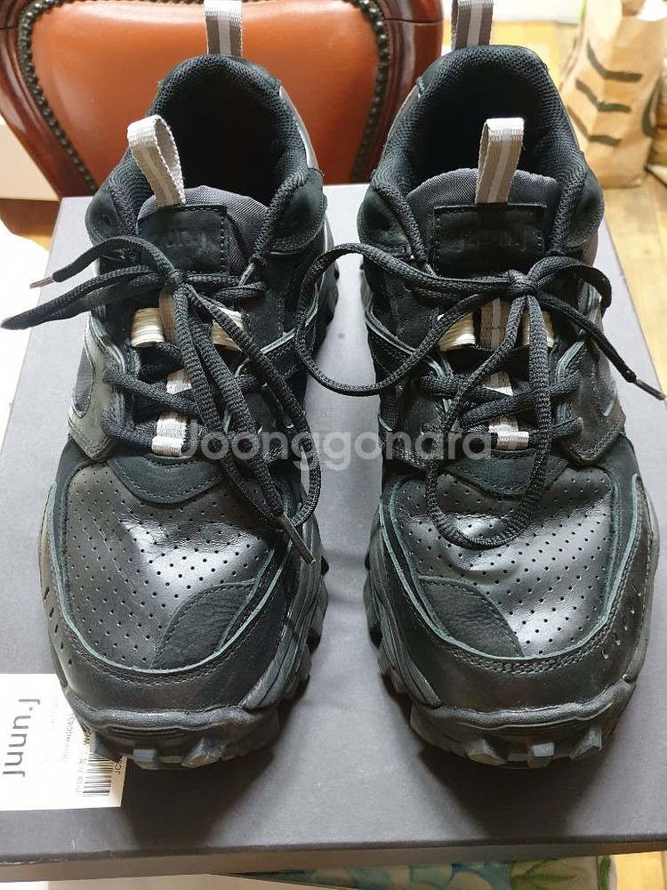 준지 19FW 러버솔 검정색 42사이즈 싸게팝니다--3