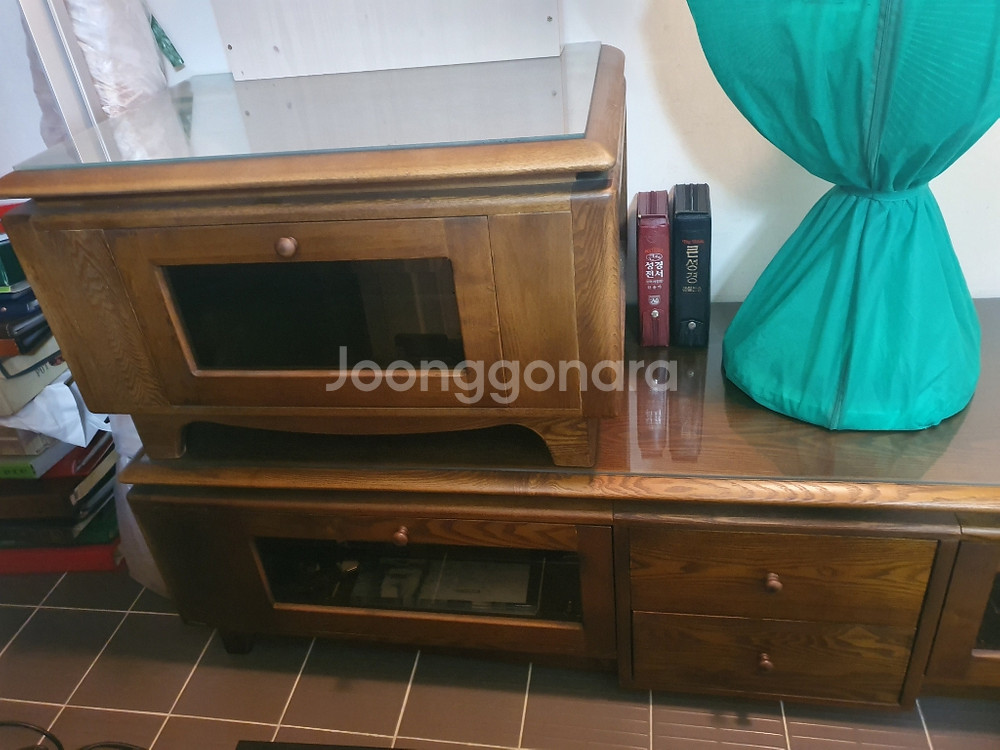 천안지역 오크색 거실장 무료나눔합니다--1