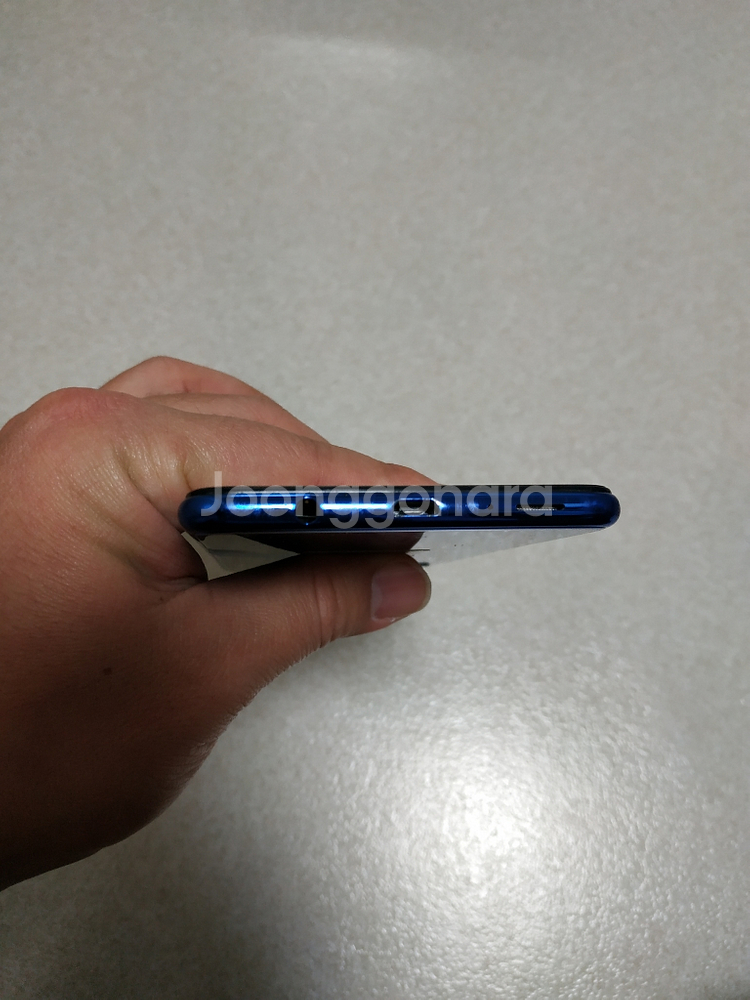 삼성 A7 A750 (2018) 64기가 U+ A급 (--1