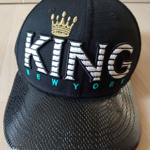 NY KING 스냅백 팔아요