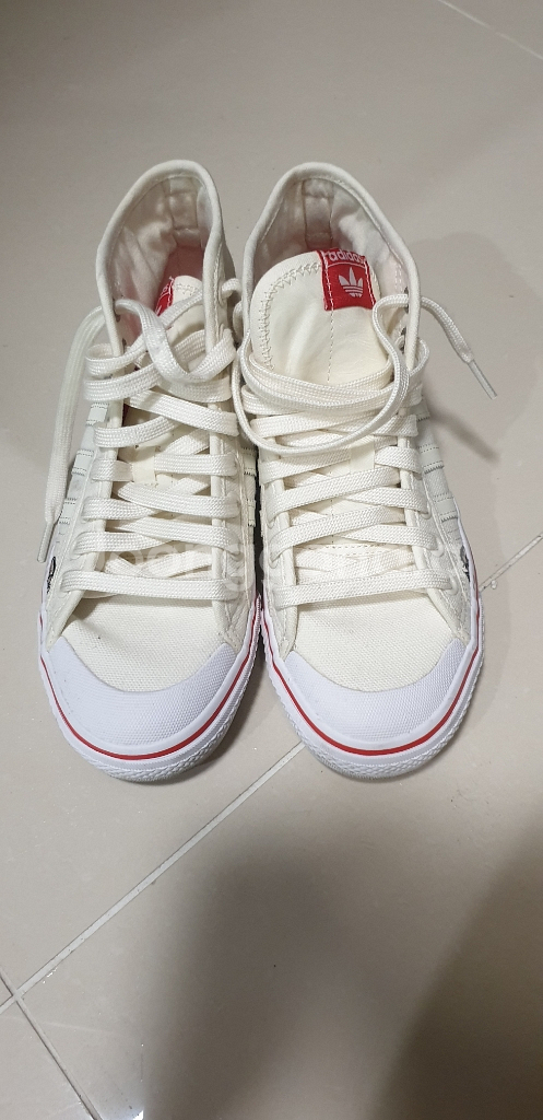 아디다스 235사이즈--0