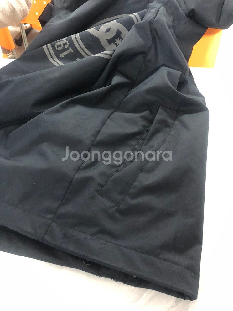 dc 스노우보드자켓 팝니다--5