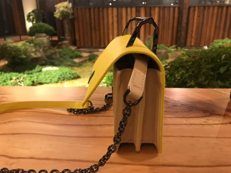 바키아백 스카이캐슬 김혜윤백 거의 새상품--1