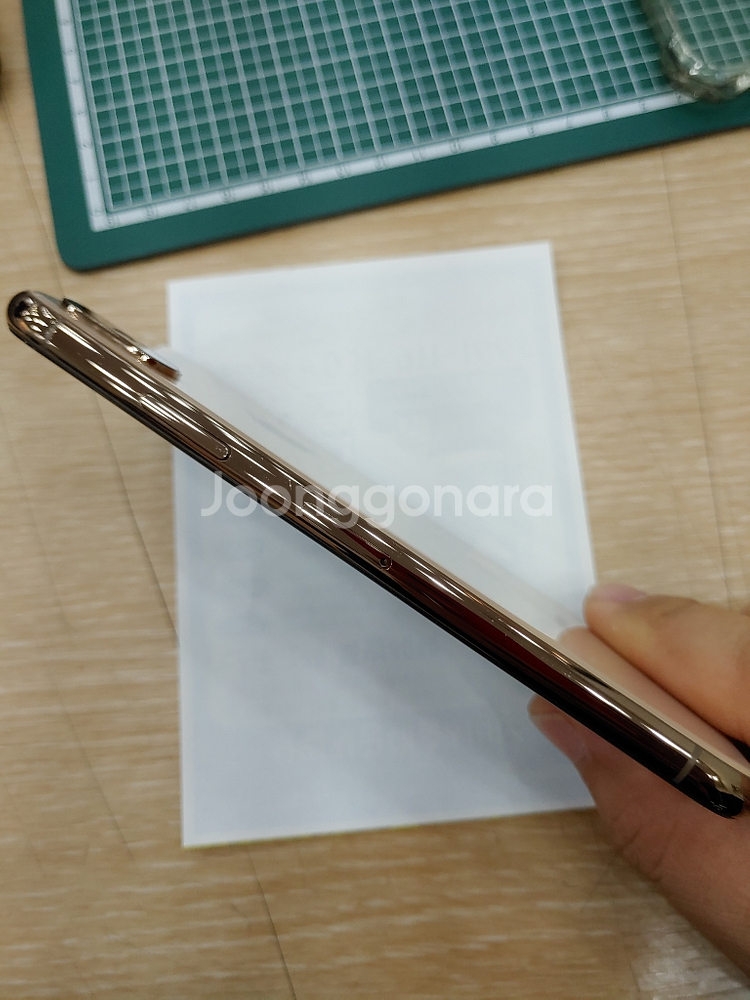 아이폰XS 256G 골드 페이스아이디X 사제액정폰 판매--6