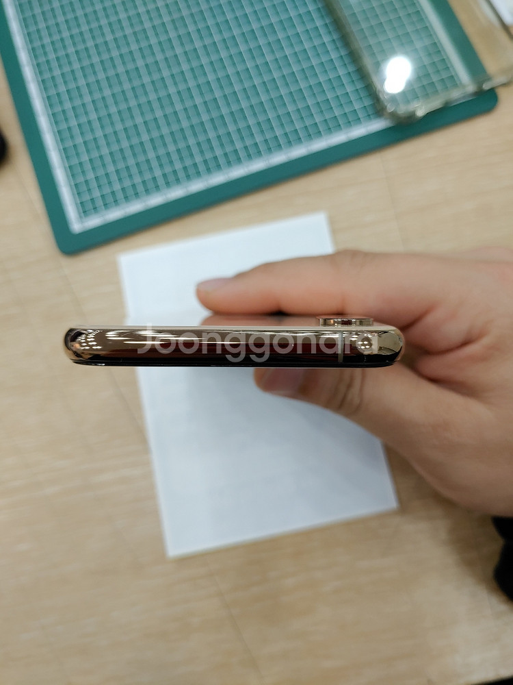 아이폰XS 256G 골드 페이스아이디X 사제액정폰 판매--7